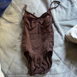 SKIMS Sculpting Bodysuit cocoa s/m